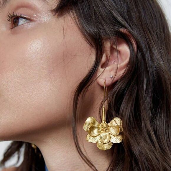 Zara Jewelry - Bohemian flower drop earrings M119